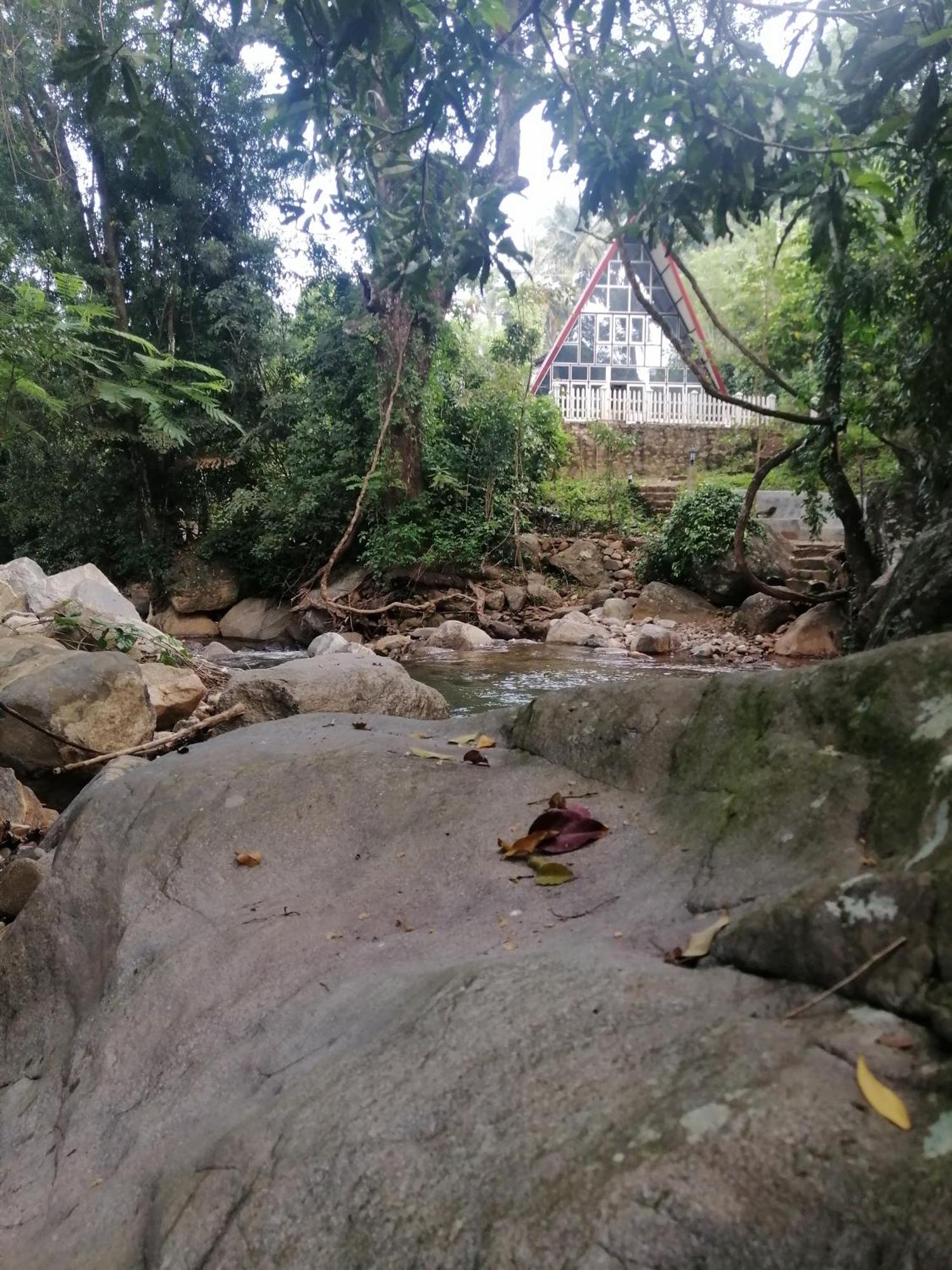 Riverston Nature Villa Rattota Oda fotoğraf